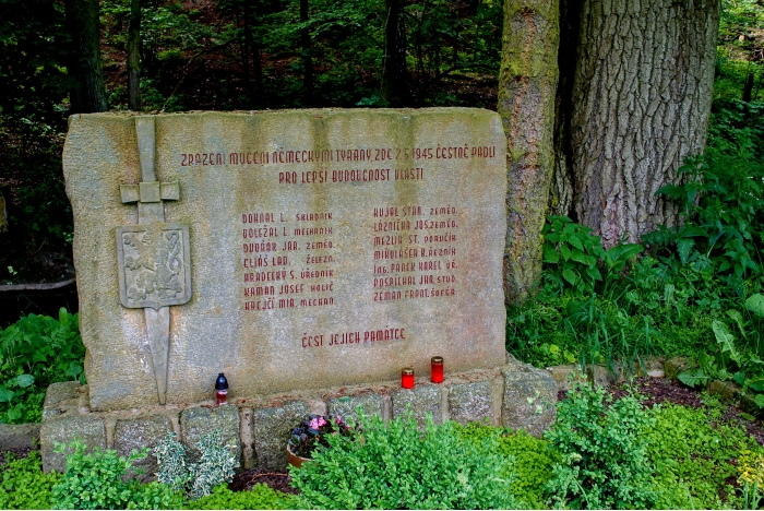 Památník obětem velkomeziříčské tragédie
