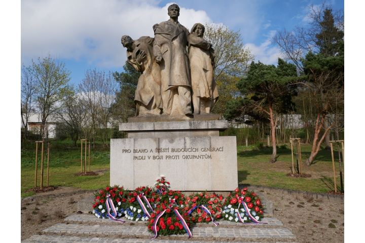 Památník obětem velkomeziříčské tragédie