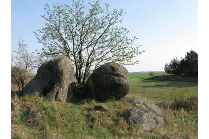 6. Kamenné ostrůvky