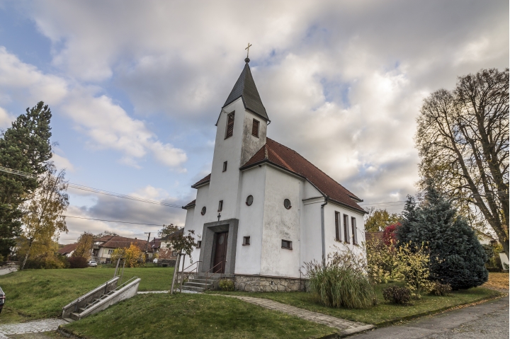 Kaple sv. Václava a sv. Izidora – zájmový bod č. 16