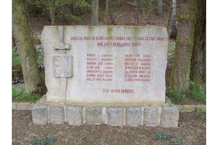 Památník obětem velkomeziříčské tragédie